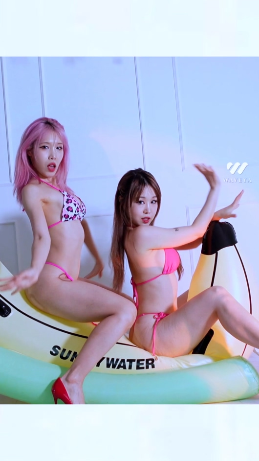 같이 타고 놀자💋 워터밤 댄스여신 🌊 waveya #워터밤 #dance #shorts – #0882插图