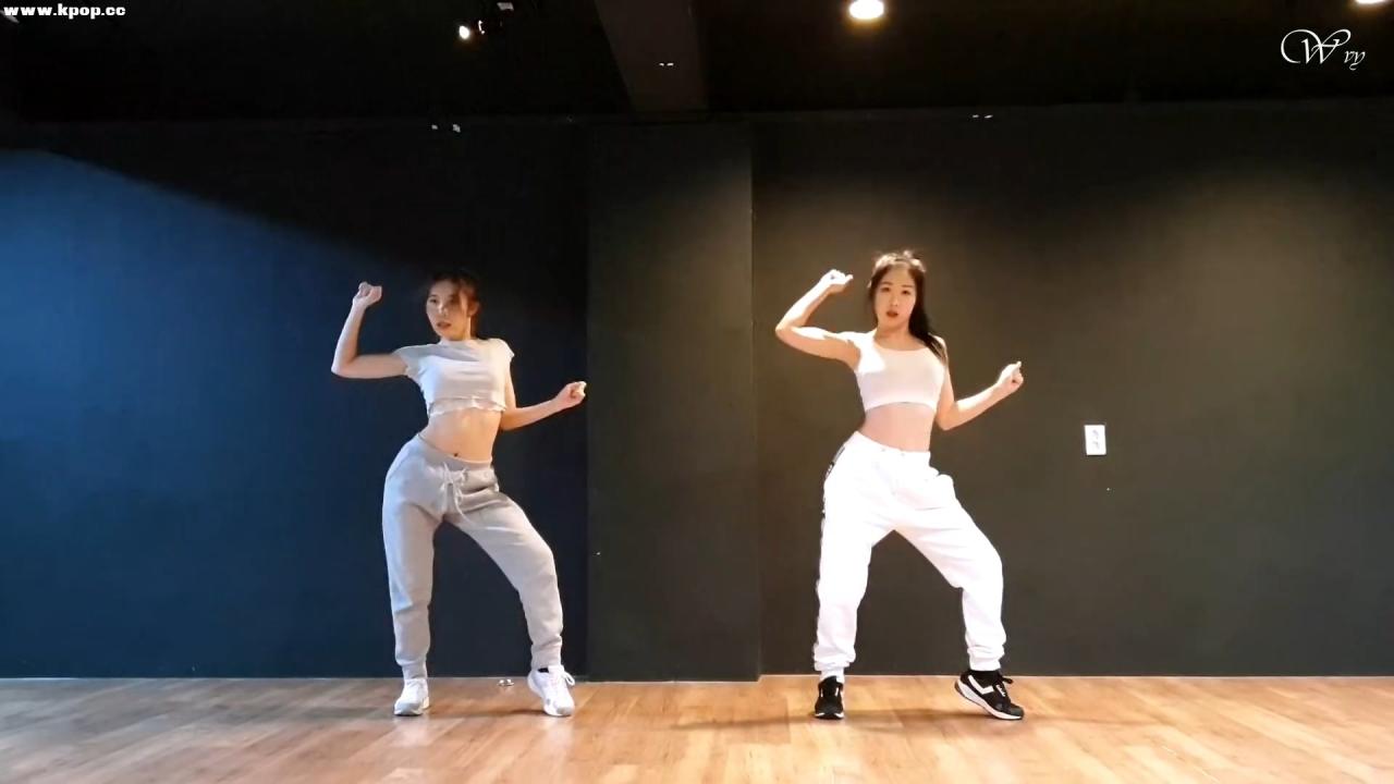 Ariana Grande – 7 rings Choreography WAVEYA – #0528插图