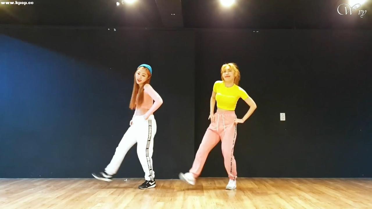 BTS 방탄소년단 Boy With Luv 작은 것들을 위한 시 feat. Halsey dance cover Waveya – #0556插图
