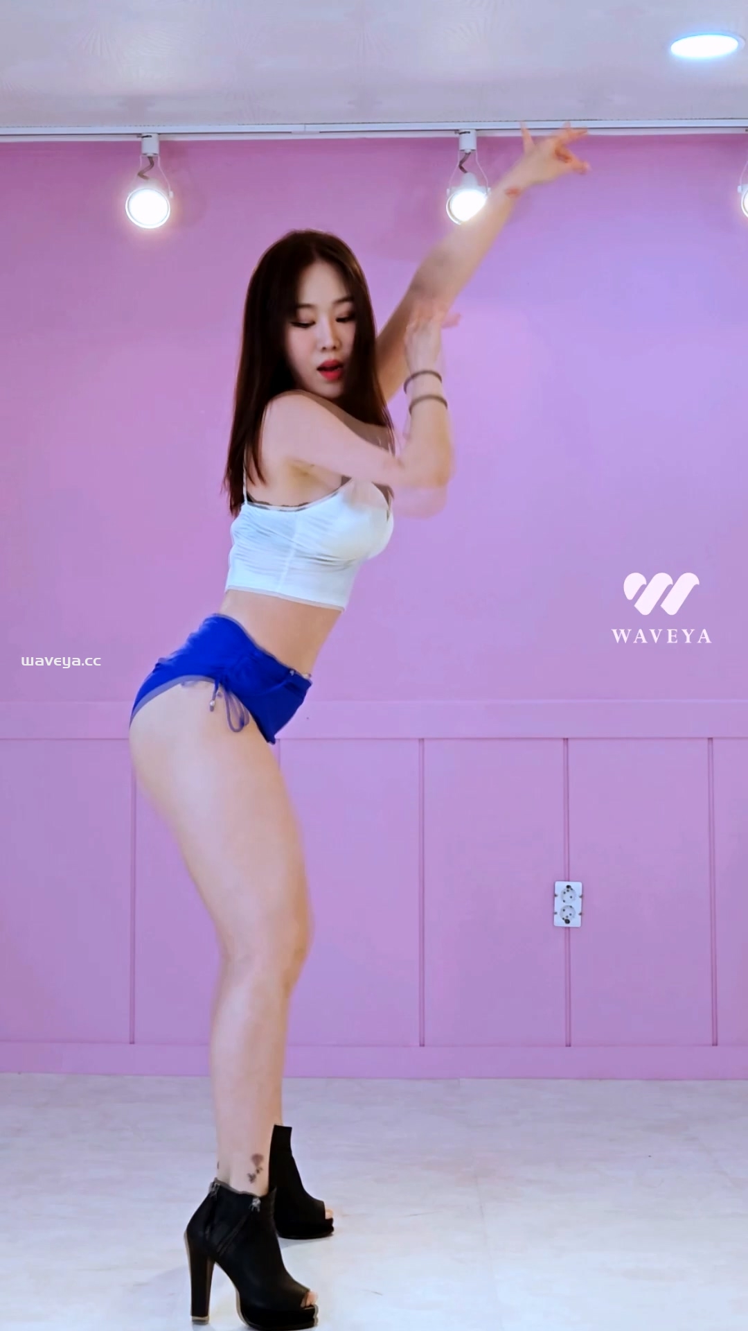 [입덕직캠] Ludmilla – Rainha da Favela Dance Cover Waveya Ari 웨이브야 아리 – #0788插图2
