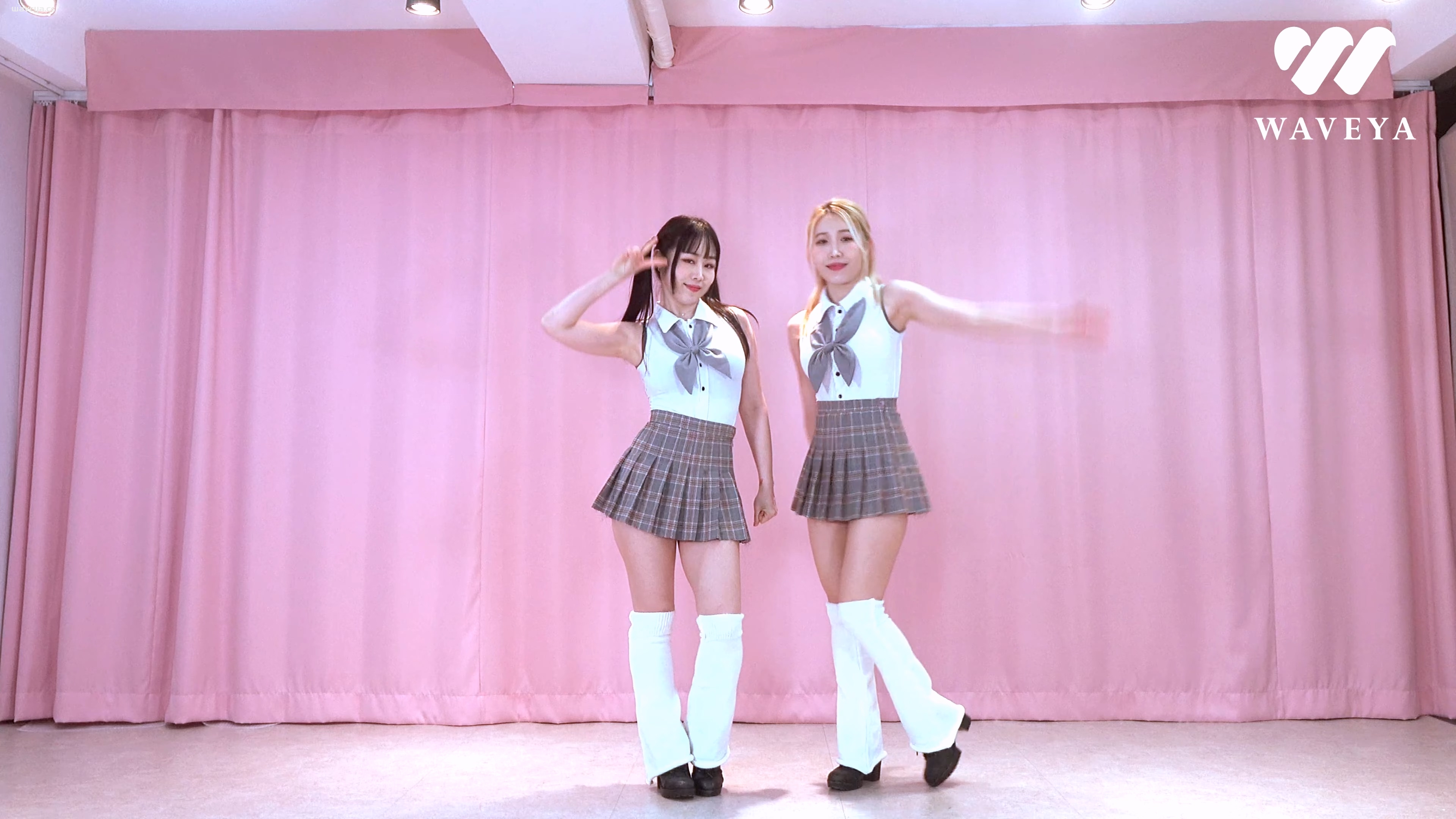 NewJeans (뉴진스) ‘OMG’ Dance Cover Waveya 웨이브야  – #0770插图2